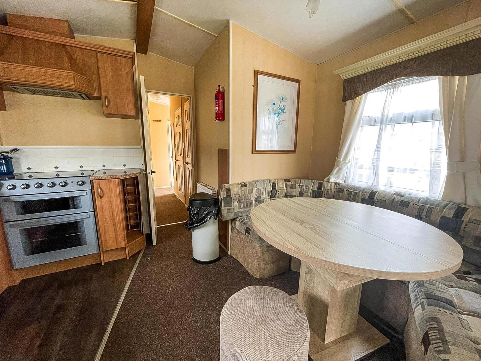 Superb Caravan By The Seaside In Kessingland, Suffolk Ref 90040Sg Benacre Exterior foto